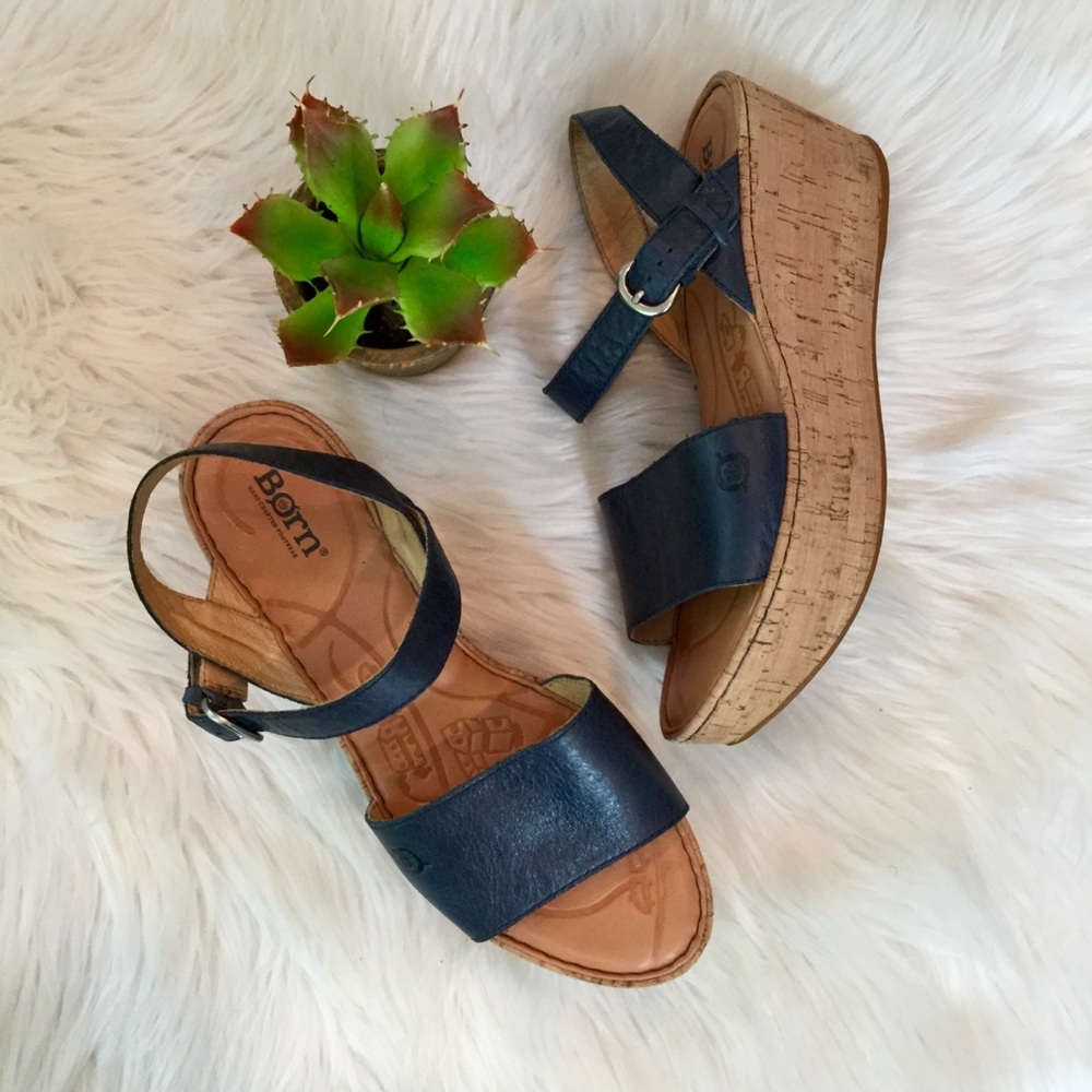 ❌SOLD❌ Born Navy Leather Wedge Sandals, 9